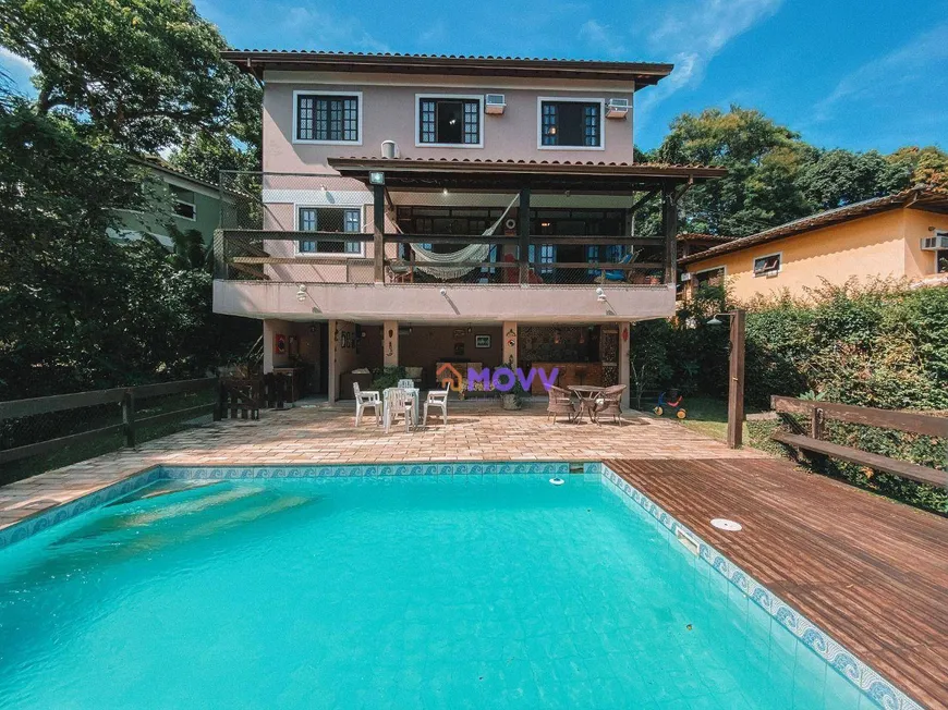 Foto 1 de Casa de Condomínio com 3 Quartos à venda, 260m² em Itaipu, Niterói