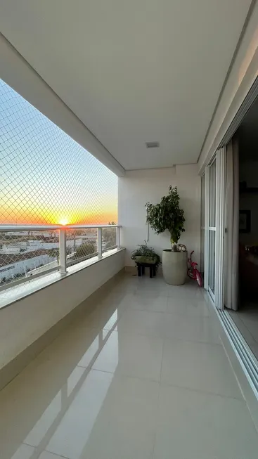 Foto 1 de Apartamento com 3 Quartos à venda, 147m² em Duque de Caxias, Cuiabá