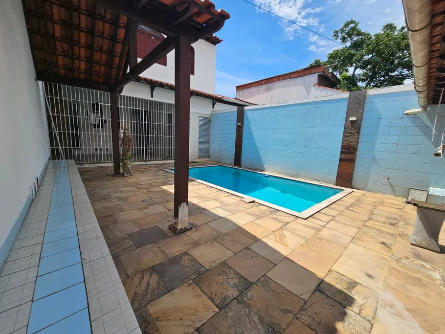 Foto 1 de Casa com 3 Quartos à venda, 198m² em Alcântara, São Gonçalo