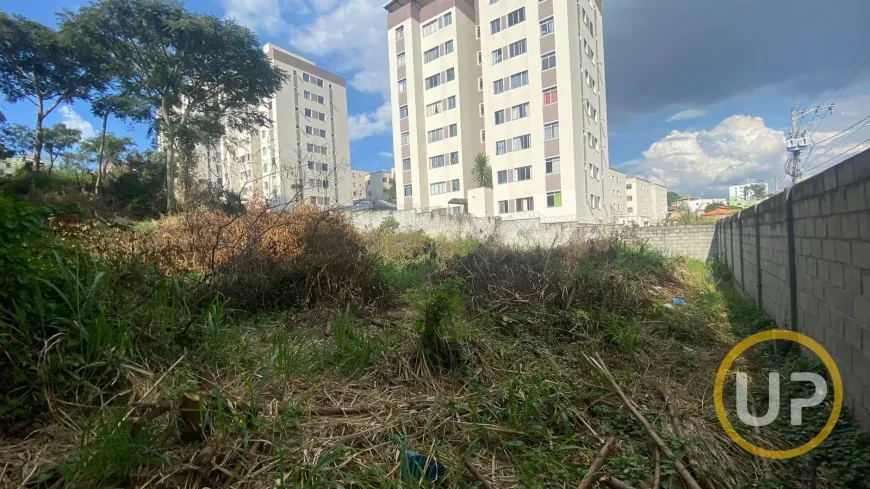 Foto 1 de Lote/Terreno à venda, 3380m² em Bom Retiro, Betim