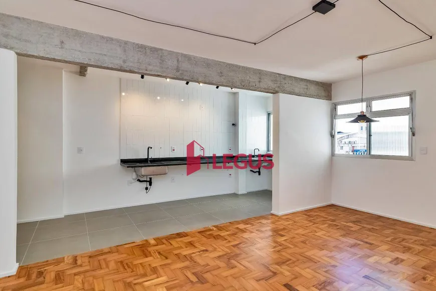 Foto 1 de Apartamento com 1 Quarto à venda, 48m² em Barra Funda, São Paulo