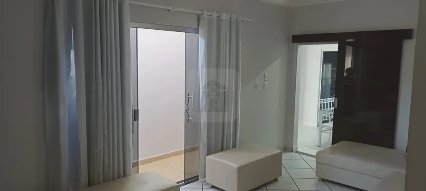 Foto 1 de Casa com 3 Quartos à venda, 181m² em Custódio Pereira, Uberlândia