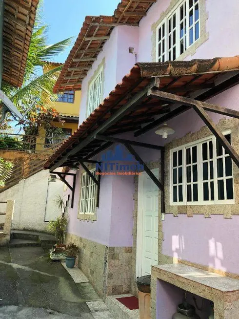 Foto 1 de Casa com 3 Quartos à venda, 120m² em Sapê, Niterói