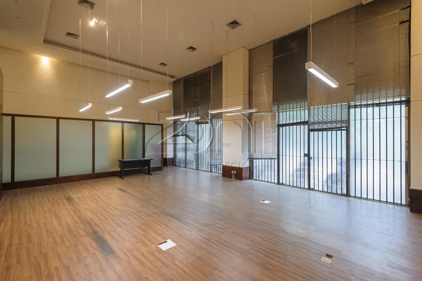 Foto 1 de Ponto Comercial para alugar, 500m² em Santa Efigênia, Belo Horizonte