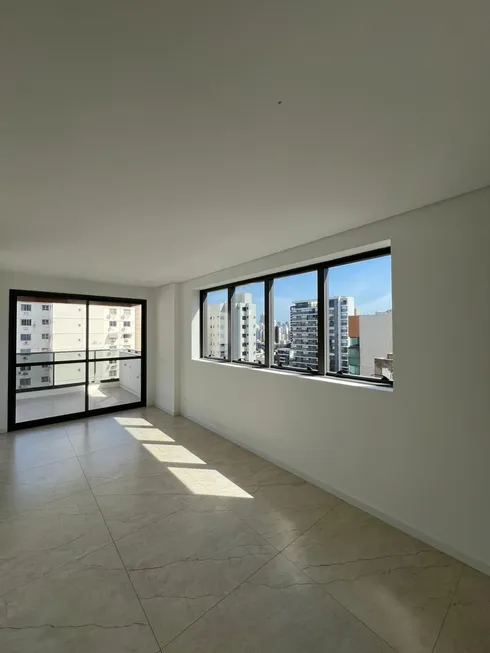 Foto 1 de Apartamento com 3 Quartos à venda, 100m² em Praia do Canto, Vitória