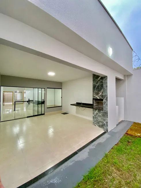 Foto 1 de Casa com 3 Quartos à venda, 107m² em Residencial Alice Barbosa, Goiânia