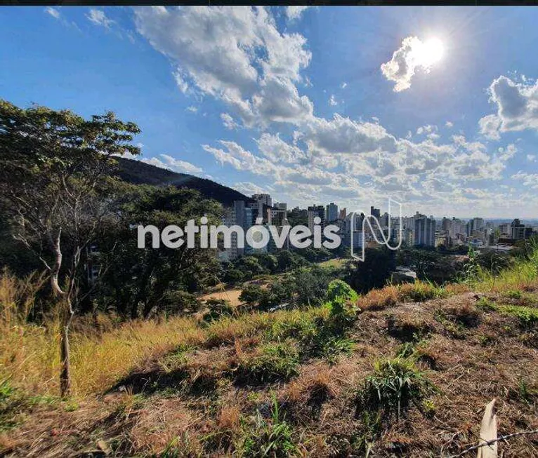 Foto 1 de Lote/Terreno à venda, 1300m² em Mangabeiras, Belo Horizonte