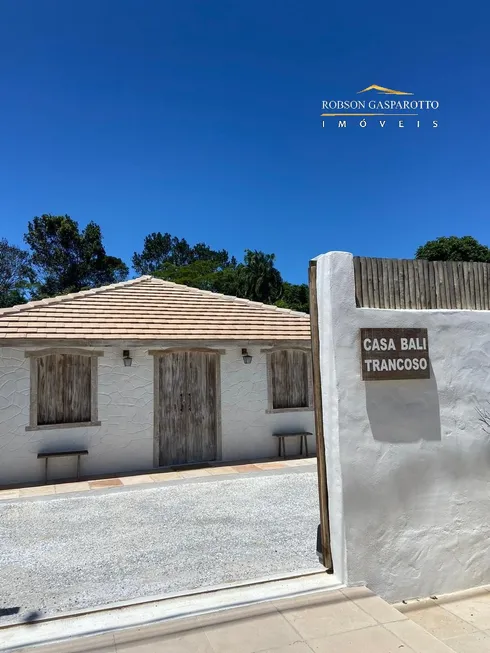 Foto 1 de Casa de Condomínio com 2 Quartos à venda, 126m² em Trancoso, Porto Seguro