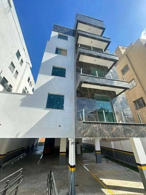 Foto 1 de Apartamento com 3 Quartos à venda, 105m² em Heliópolis, Belo Horizonte