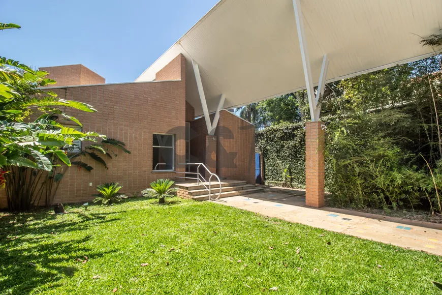 Foto 1 de Casa com 3 Quartos à venda, 561m² em Granja Julieta, São Paulo