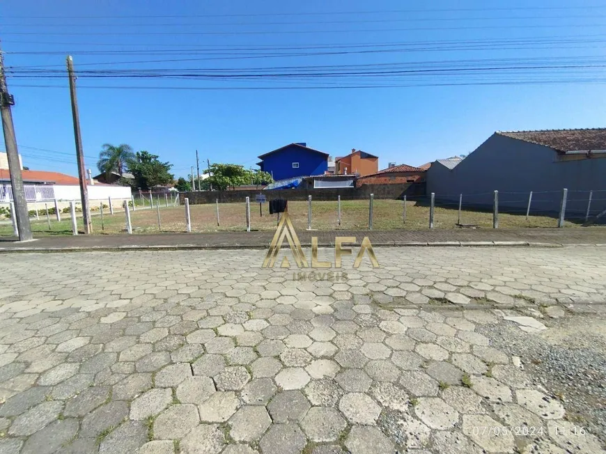 Foto 1 de Lote/Terreno à venda, 520m² em Praia Alegre, Penha