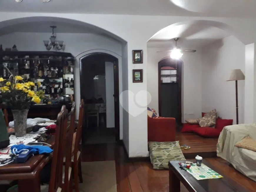 Foto 1 de Casa com 4 Quartos para alugar, 234m² em Humaitá, Rio de Janeiro