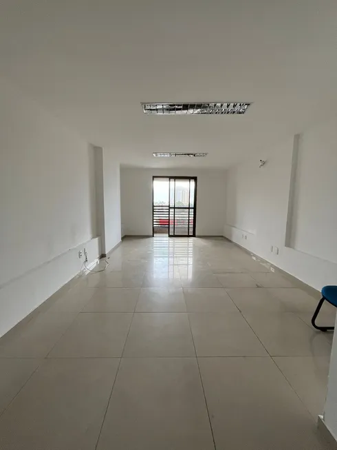 Foto 1 de Ponto Comercial para alugar, 32m² em Parquelândia, Fortaleza