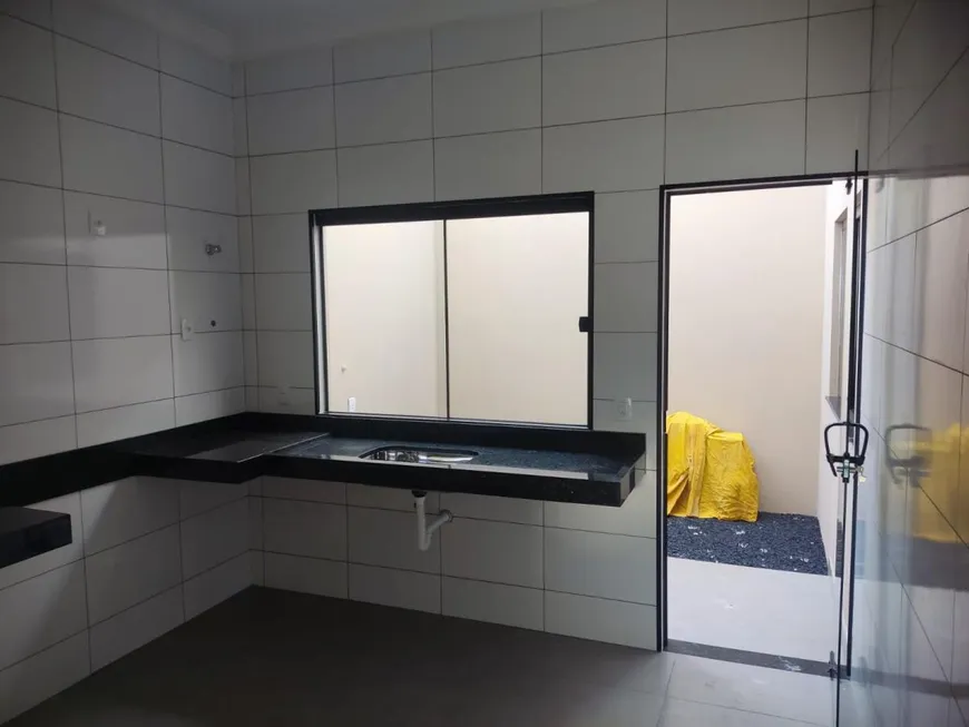 Foto 1 de Casa com 2 Quartos à venda, 68m² em Jardim Brasília, Uberlândia