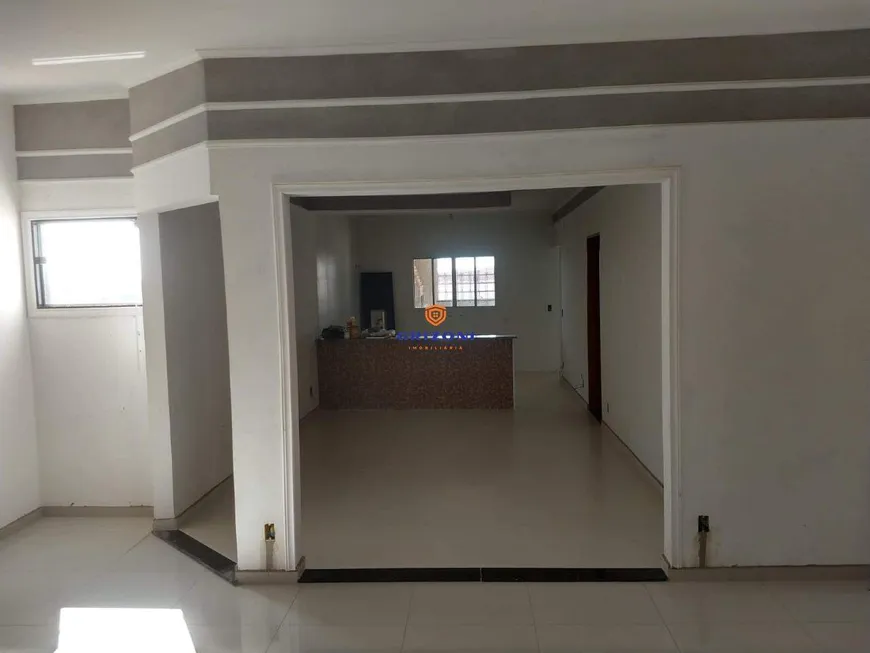 Foto 1 de Fazenda/Sítio com 3 Quartos à venda, 240m² em Chacaras Renno, Piratininga