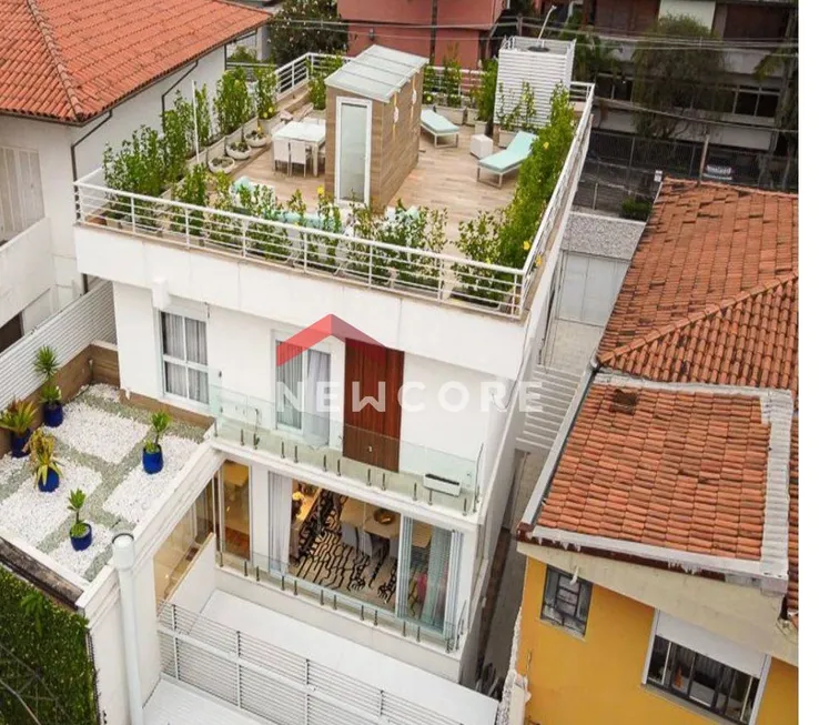 Foto 1 de Casa com 3 Quartos à venda, 370m² em Pacaembu, São Paulo