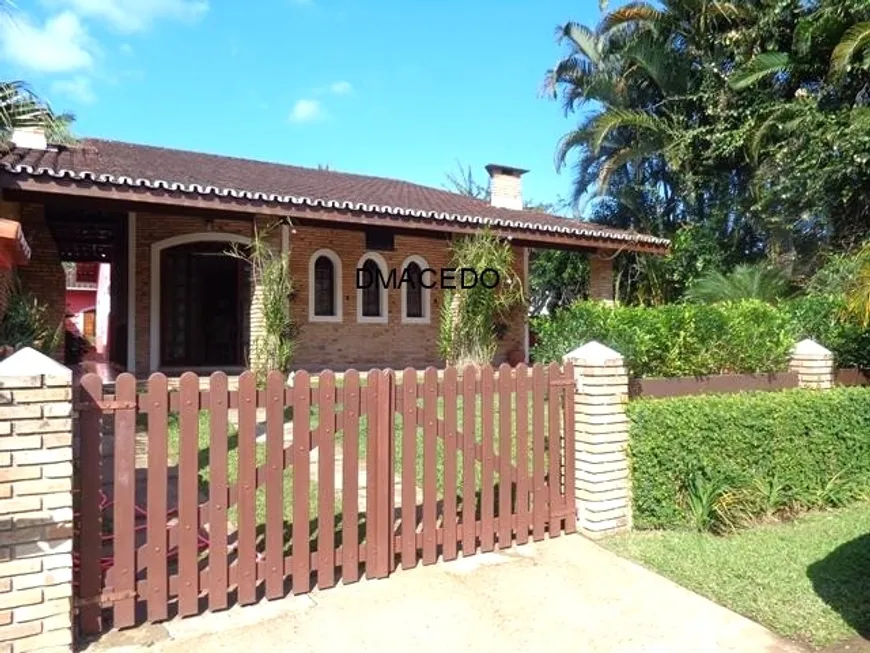 Foto 1 de Casa de Condomínio com 4 Quartos para alugar, 180m² em Lagoinha, Ubatuba