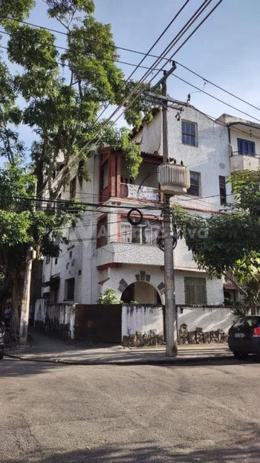 Foto 1 de Casa com 8 Quartos à venda, 450m² em Urca, Rio de Janeiro