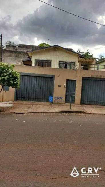 Foto 1 de Casa com 3 Quartos à venda, 170m² em Champagnat, Londrina