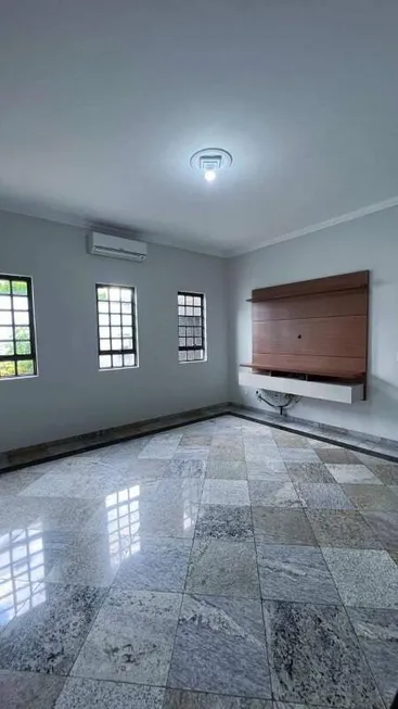 Foto 1 de Casa com 2 Quartos para alugar, 112m² em Jardim Residencial Victorio Lucato, Limeira