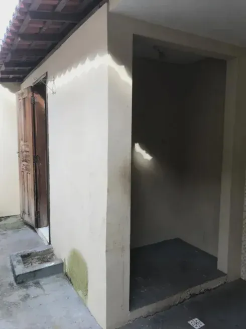 Foto 1 de Casa com 2 Quartos à venda, 200m² em Stiep, Salvador