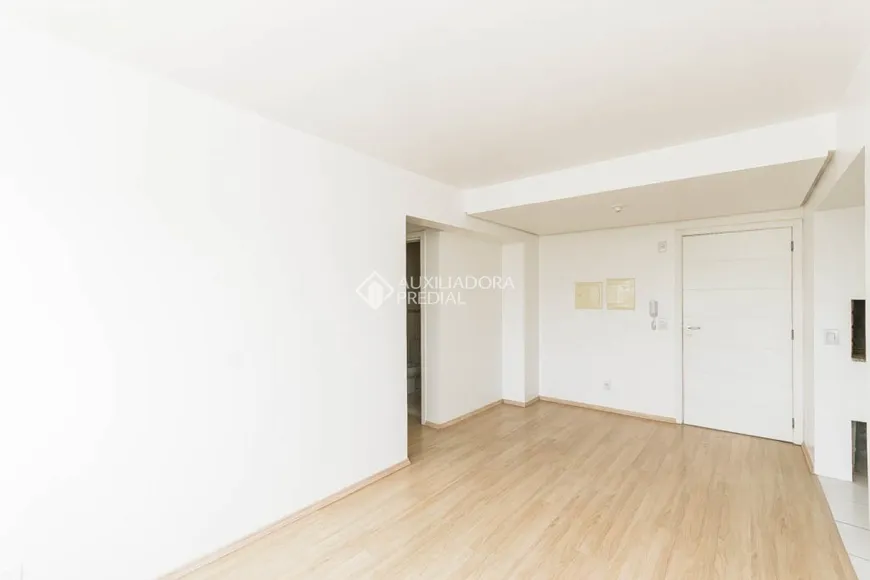 Foto 1 de Apartamento com 2 Quartos para alugar, 58m² em Partenon, Porto Alegre