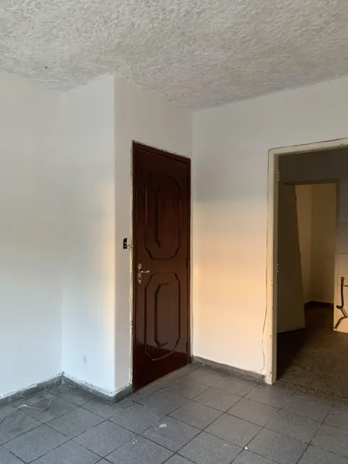 Foto 1 de Apartamento com 2 Quartos para alugar, 50m² em Colubandê, São Gonçalo