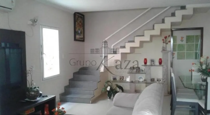 Foto 1 de Casa de Condomínio com 3 Quartos à venda, 151m² em Jardim Santa Maria, Jacareí