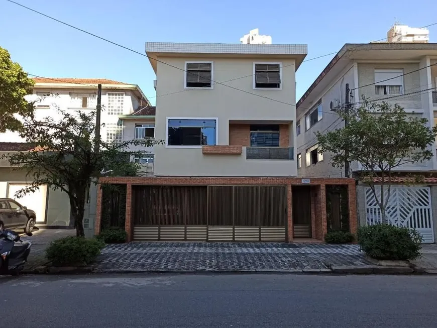 Foto 1 de Sobrado com 3 Quartos para alugar, 250m² em Embaré, Santos