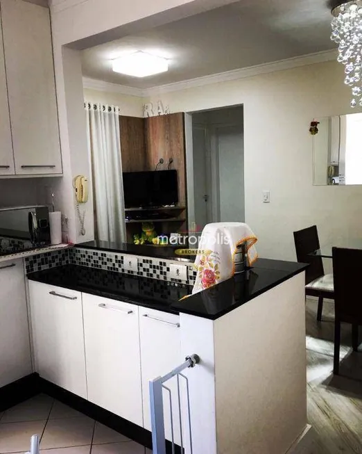 Foto 1 de Apartamento com 2 Quartos à venda, 47m² em Vila Palmares, Santo André