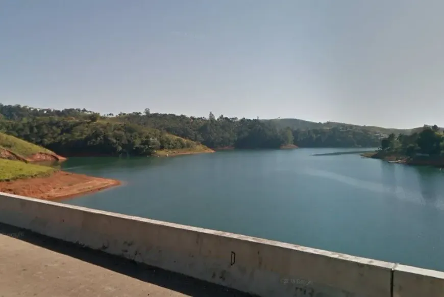 Foto 1 de Lote/Terreno à venda, 20000m² em Centro, Igaratá