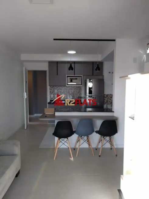 Foto 1 de Apartamento com 1 Quarto para alugar, 45m² em Pinheiros, São Paulo