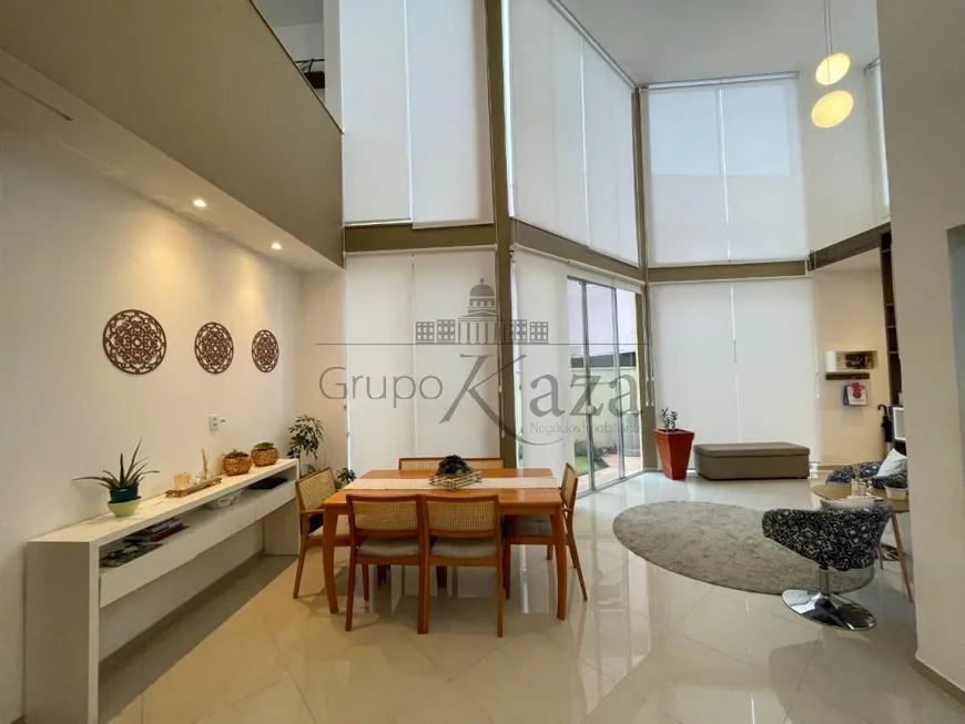 Foto 1 de Casa de Condomínio com 4 Quartos à venda, 276m² em Urbanova V, São José dos Campos