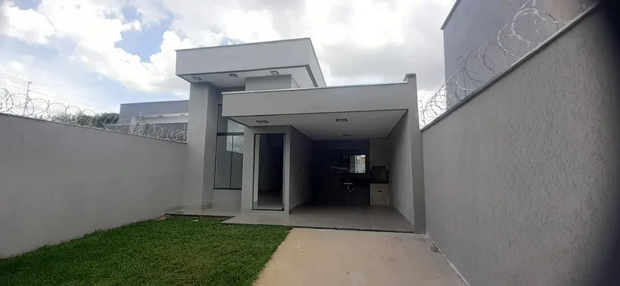 Foto 1 de Casa com 3 Quartos à venda, 125m² em Parque Itatiaia, Aparecida de Goiânia