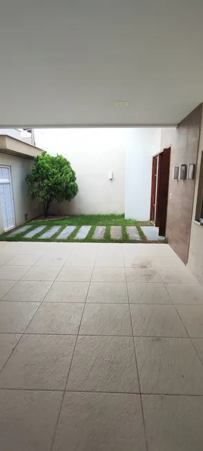 Foto 1 de Casa com 4 Quartos para venda ou aluguel, 400m² em Bequimão, São Luís