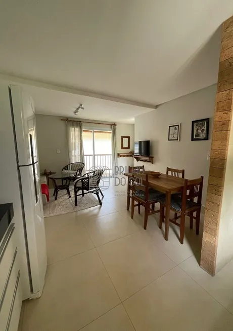 Foto 1 de Apartamento com 2 Quartos para alugar, 70m² em Taperapuan, Porto Seguro