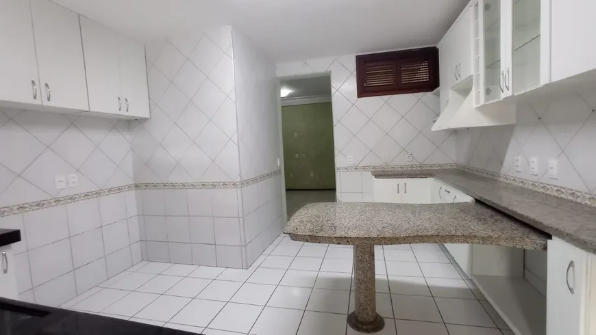 Foto 1 de Casa com 4 Quartos à venda, 183m² em Edson Queiroz, Fortaleza