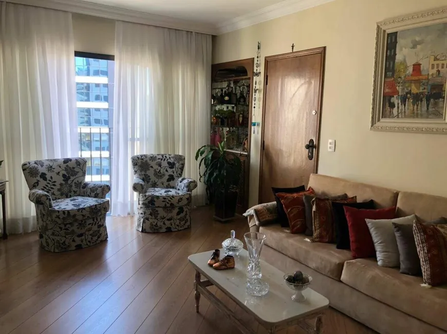 Foto 1 de Apartamento com 3 Quartos à venda, 120m² em Aclimação, São Paulo