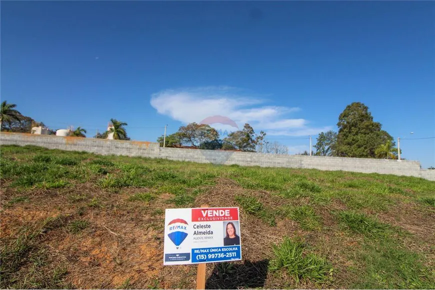 Foto 1 de Lote/Terreno à venda, 255m² em Centro, Capela do Alto