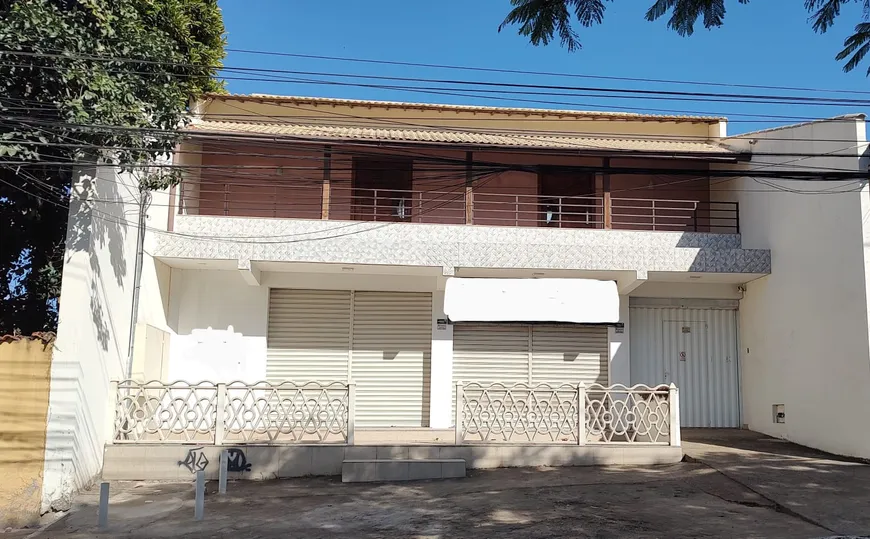 Foto 1 de Ponto Comercial com 2 Quartos à venda, 360m² em Nancilândia, Itaboraí