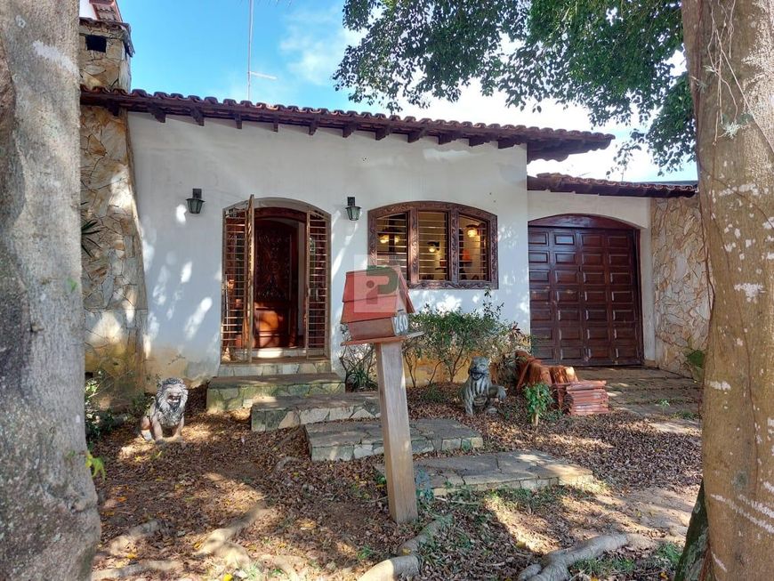 Casa com 3 dormitórios, 218 m² - venda por R$ 690.000,00 ou