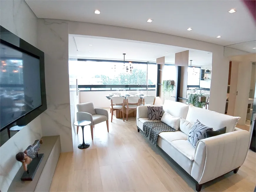 Foto 1 de Apartamento com 2 Quartos à venda, 71m² em Santana, São Paulo