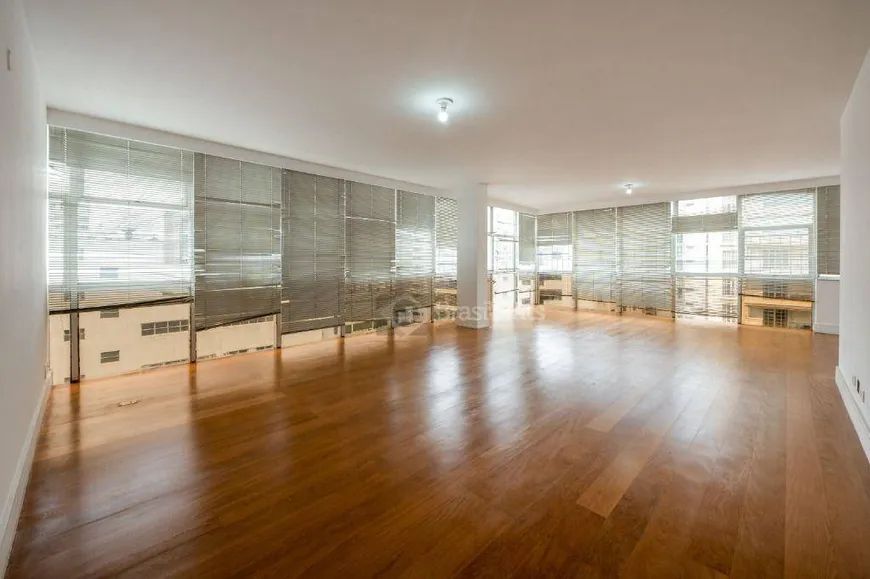 Foto 1 de Flat com 3 Quartos para alugar, 263m² em Higienópolis, São Paulo