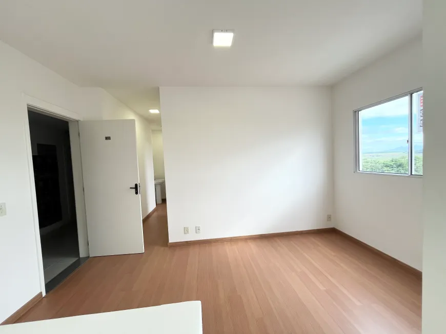 Foto 1 de Apartamento com 2 Quartos à venda, 45m² em Residencial Centro da Serra, Serra