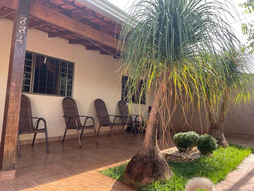 Foto 1 de Casa com 3 Quartos à venda, 170m² em Cafezal, Londrina