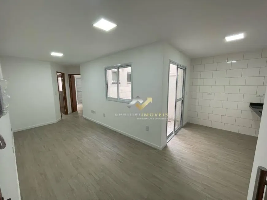 Foto 1 de Apartamento com 2 Quartos à venda, 44m² em Parque das Nações, Santo André