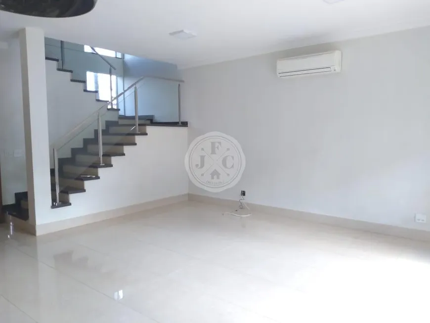 Foto 1 de Casa de Condomínio com 3 Quartos à venda, 225m² em Condominio Villa Real, Ribeirão Preto