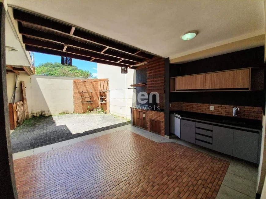 Foto 1 de Casa com 3 Quartos à venda, 142m² em Mombaça, Pindamonhangaba