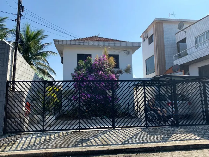 Foto 1 de Sobrado com 3 Quartos à venda, 195m² em Vila Valença, São Vicente