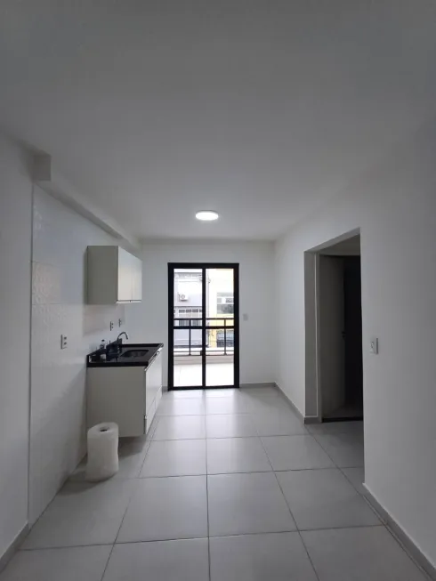 Foto 1 de Apartamento com 2 Quartos para alugar, 55m² em Cambuci, São Paulo